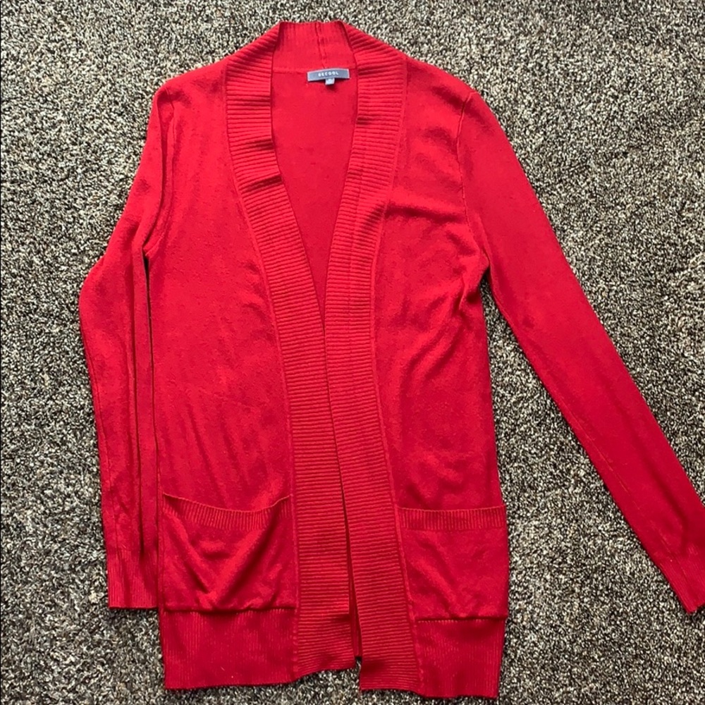 GUC red cardigan!